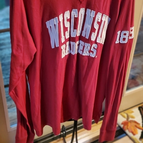Collosseum Collegiate WI Badgers LSlve Red & White 1848 Sz 2XL Light Sweatshirt - Picture 2 of 11